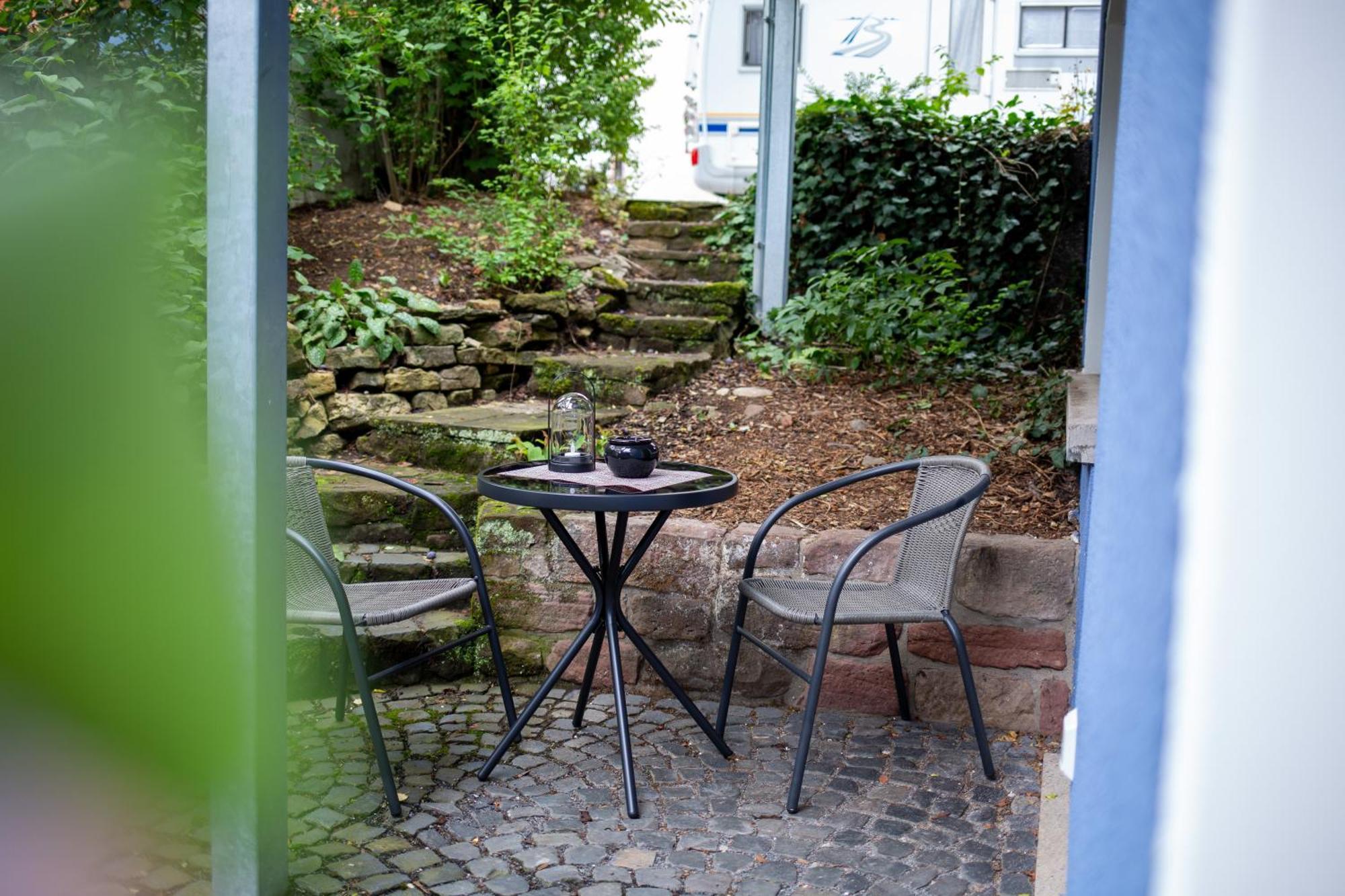 Best Stay Moderne Stadtwohnungen In Huenfeld - Kueche, Schlafsofa, Terrasse Oder Balkon Wlan Smart Tv Kültér fotó